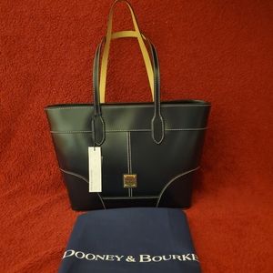 NWT Dooney & Bourke Leather Navy Tote With Dust Cover